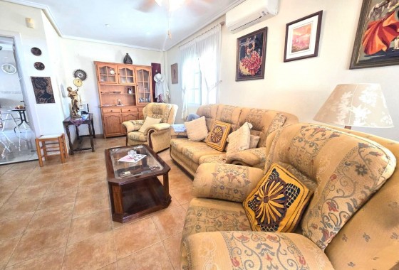 Resale - Villa - Torrevieja - Los Balcones - Los Altos del Edén