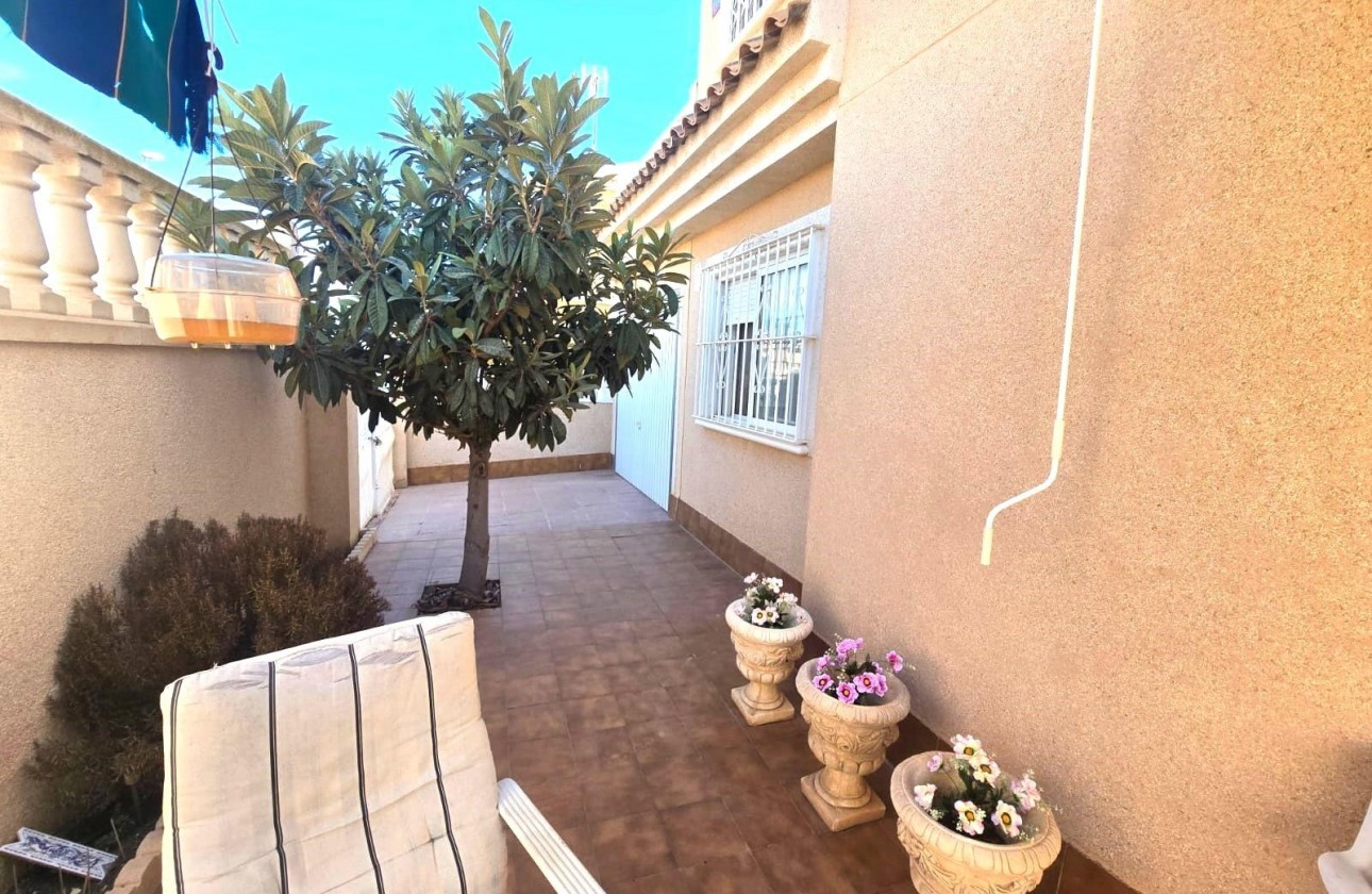 Resale - Villa - Torrevieja - Los Balcones - Los Altos del Edén