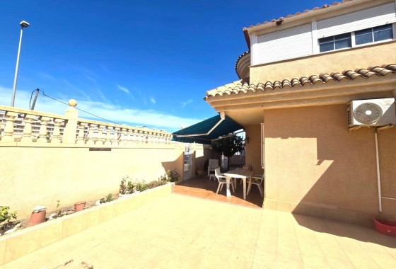 Resale - Villa - Torrevieja - Los Balcones - Los Altos del Edén