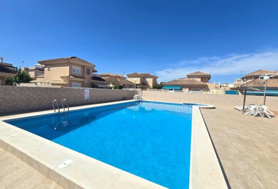 Resale - Villa - Torrevieja - Los Balcones - Los Altos del Edén