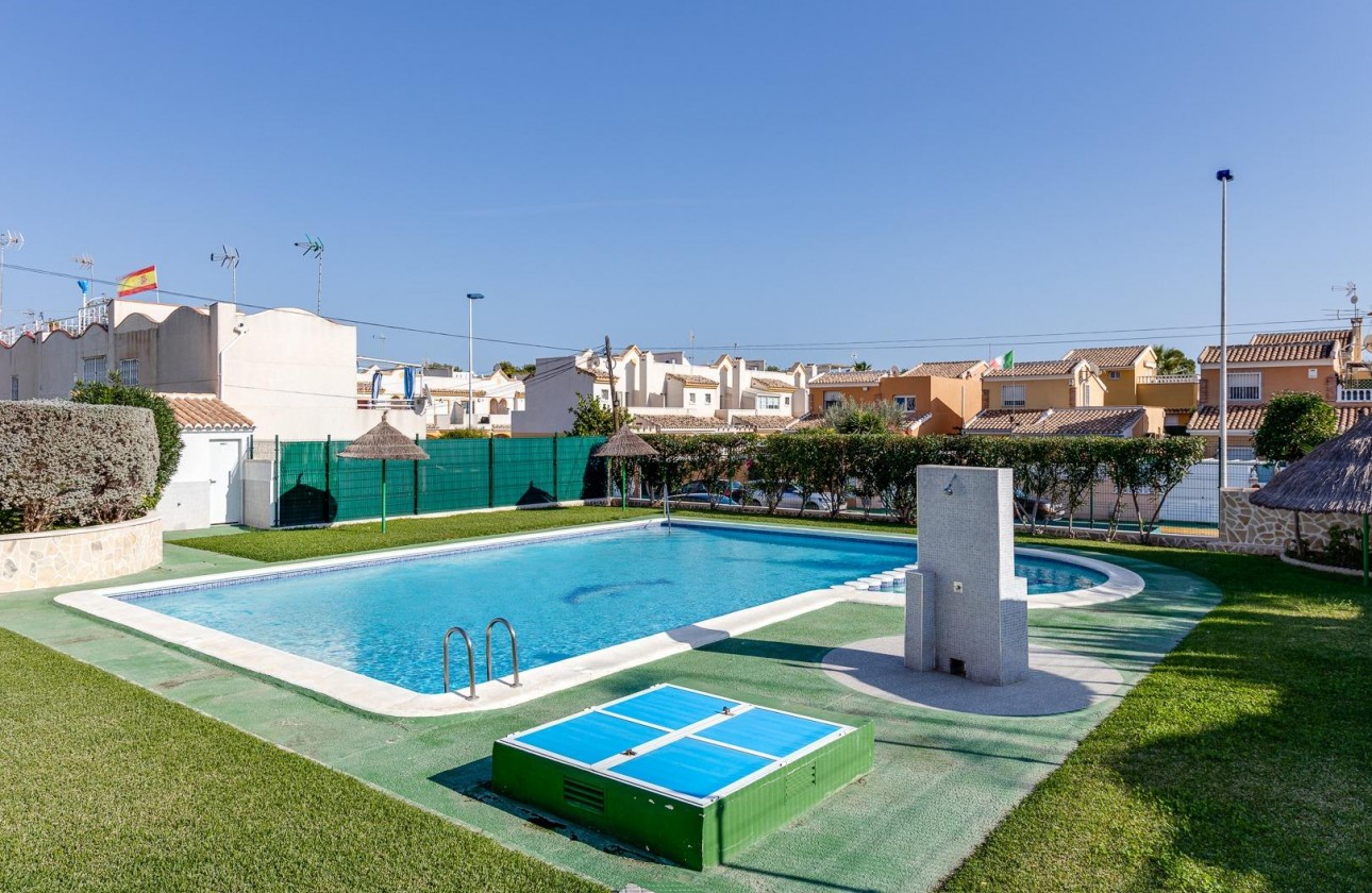 Resale - Bungalow - Torrevieja - Los balcones