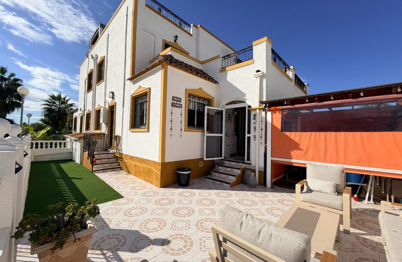 Revente - Villa - Orihuela - Entre Naranjos Vistabella