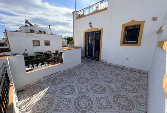 Revente - Villa - Orihuela - Entre Naranjos Vistabella