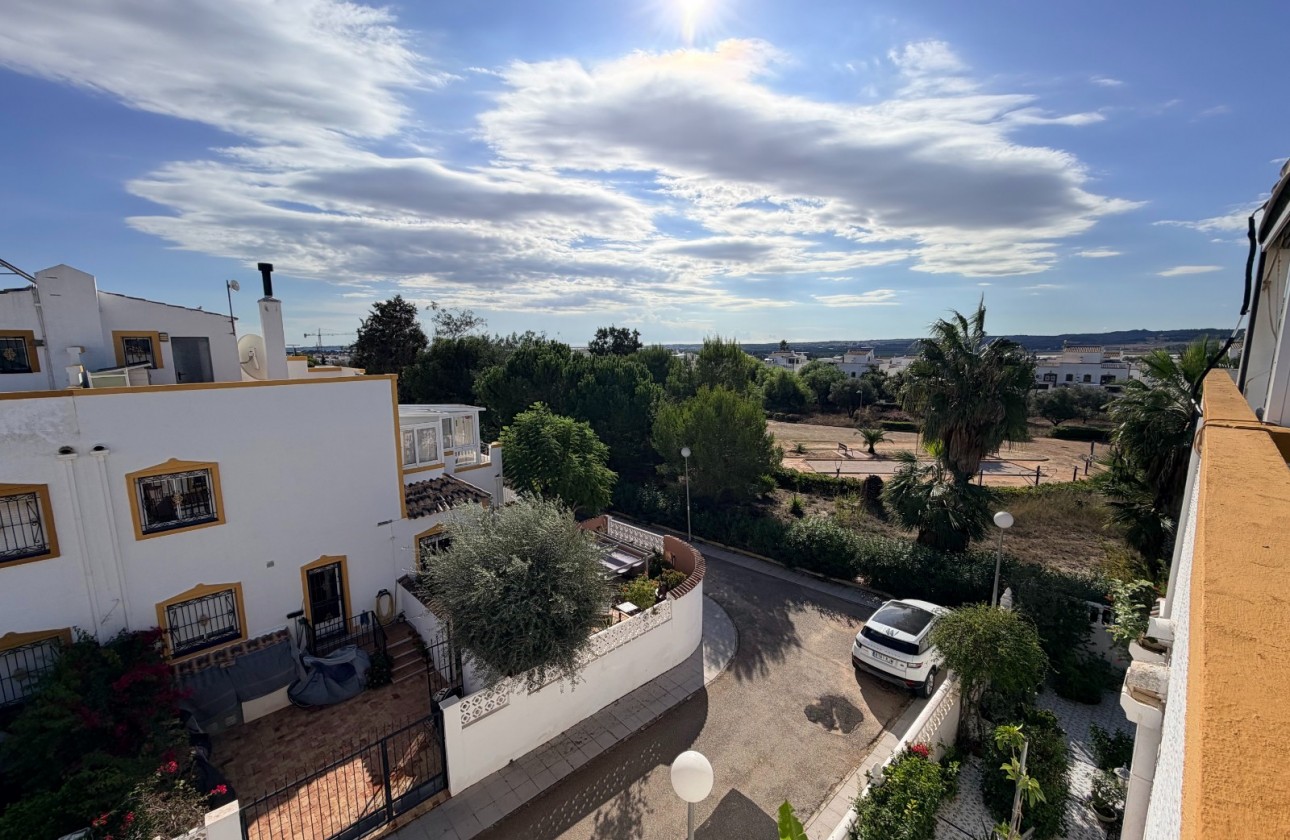 Revente - Villa - Orihuela - Entre Naranjos Vistabella