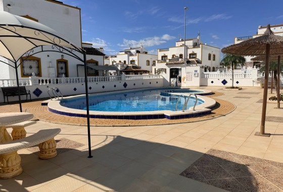 Revente - Villa - Orihuela - Entre Naranjos Vistabella