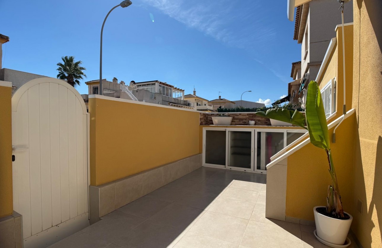 Reventa - Chalet - Orihuela Costa - Costa Blanca