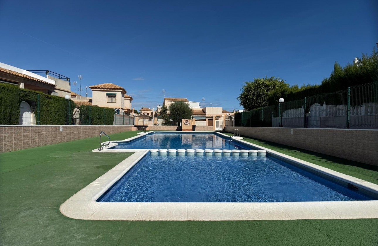 Reventa - Chalet - Orihuela Costa - Costa Blanca