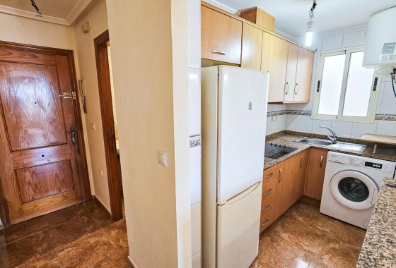 Reventa - Apartamento / piso - Torrevieja - Centro
