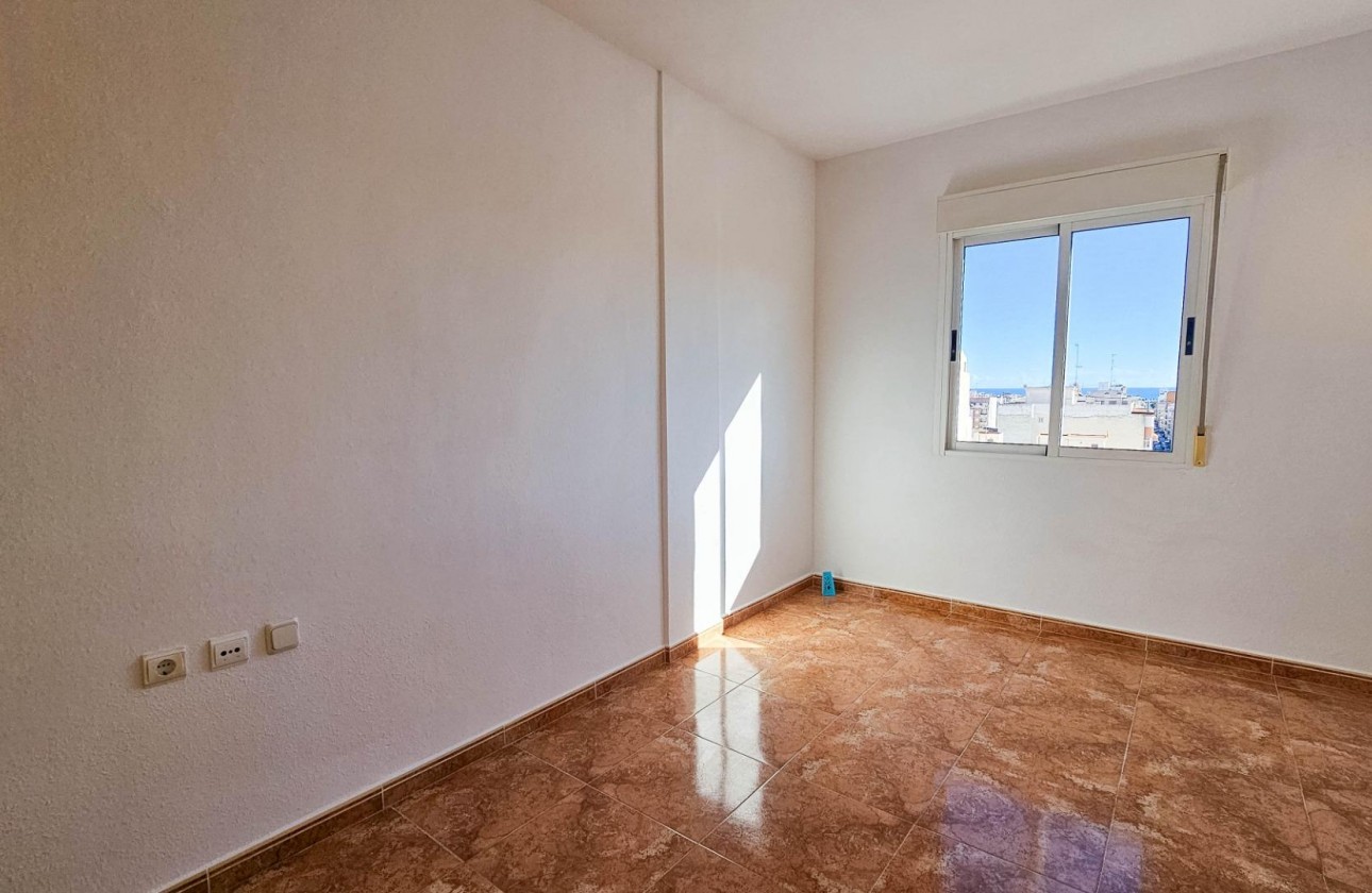Reventa - Apartamento / piso - Torrevieja - Centro