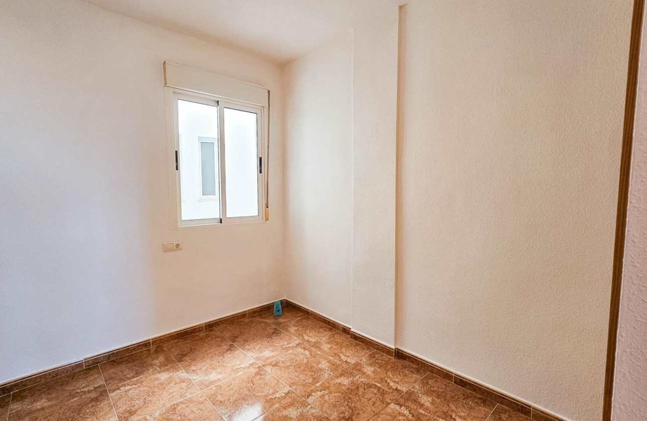 Reventa - Apartamento / piso - Torrevieja - Centro