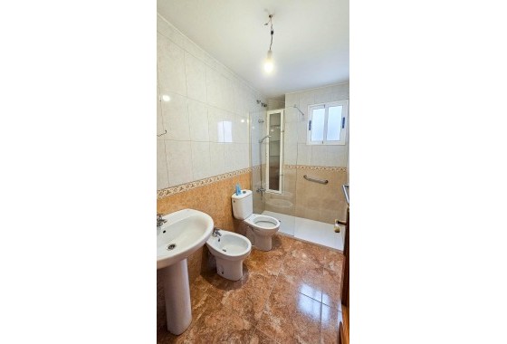 Reventa - Apartamento / piso - Torrevieja - Centro