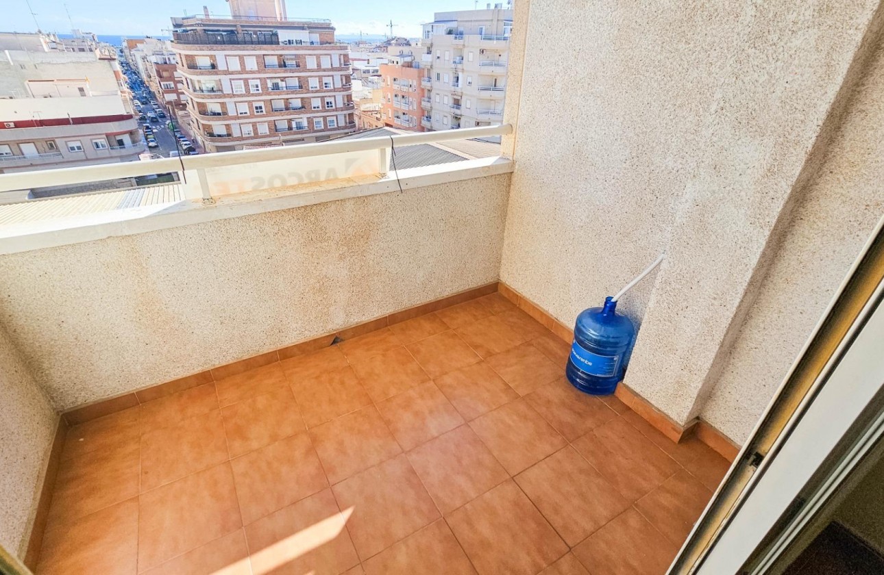 Reventa - Apartamento / piso - Torrevieja - Centro