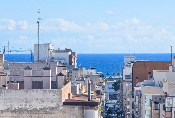 Reventa - Apartamento / piso - Torrevieja - Centro