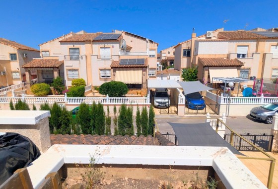 Reventa - Quad House - Lo Crispin - Inland