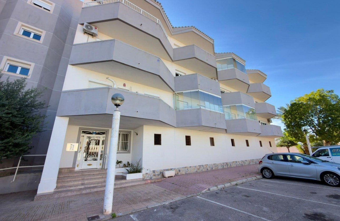 Resale - Apartment / flat - Orihuela Costa - La Regia