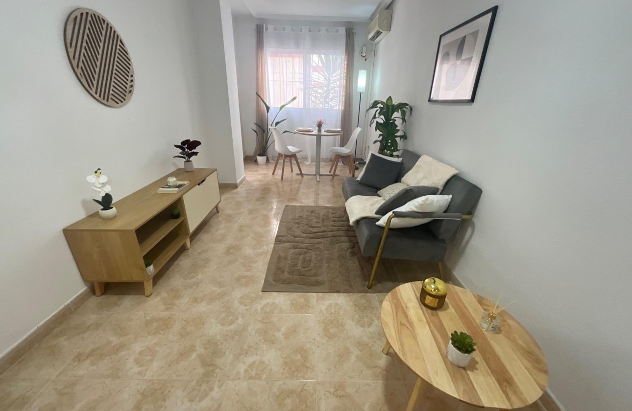 Revente - Appartement - Torrevieja - PARQUE DE LAS NACIONES