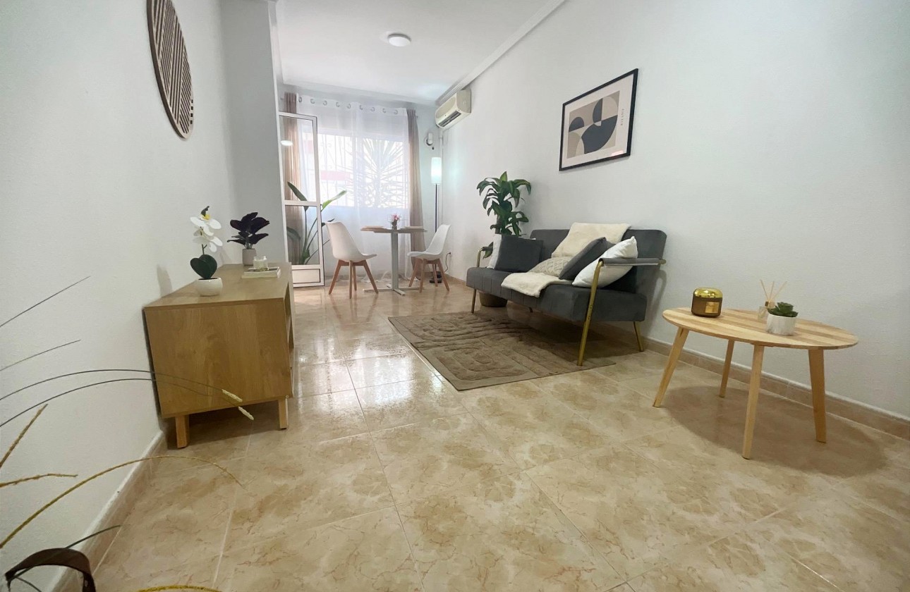 Revente - Appartement - Torrevieja - PARQUE DE LAS NACIONES