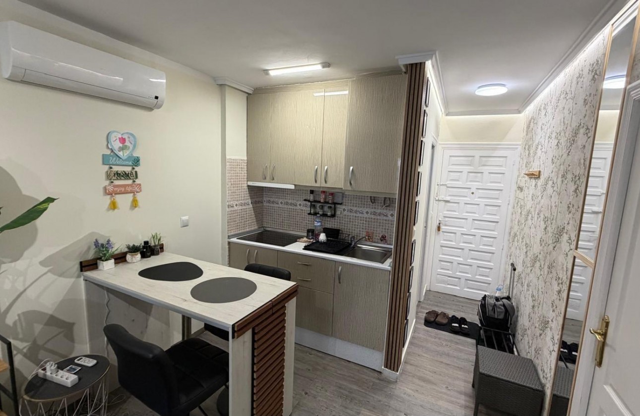 Revente - Appartement - Torrevieja - La Siesta - El Salado - Torreta