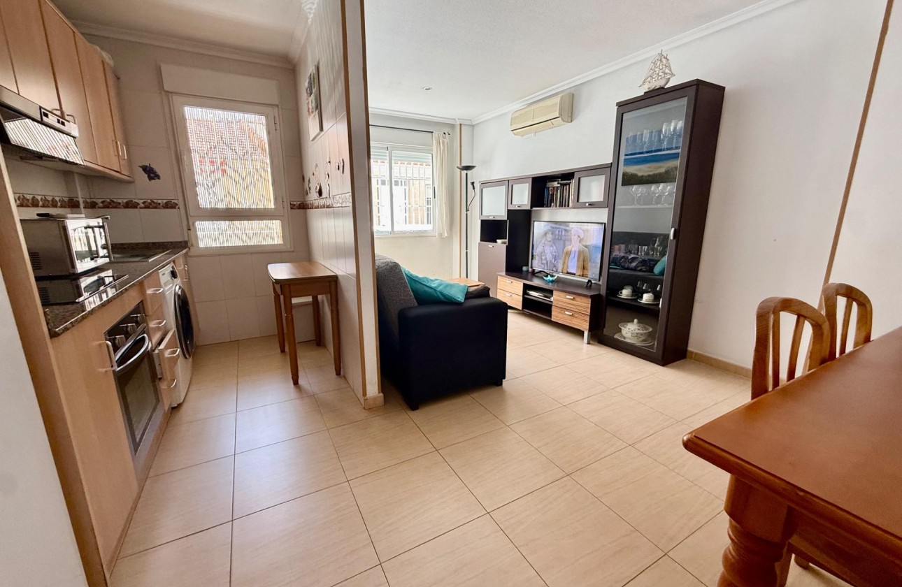 Reventa - Apartamento / piso - Torrevieja - torrevieja
