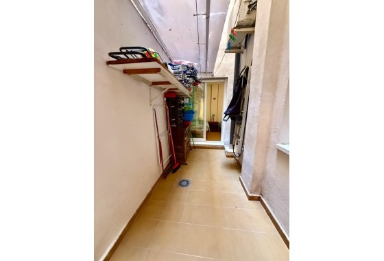 Reventa - Apartamento / piso - Torrevieja - torrevieja
