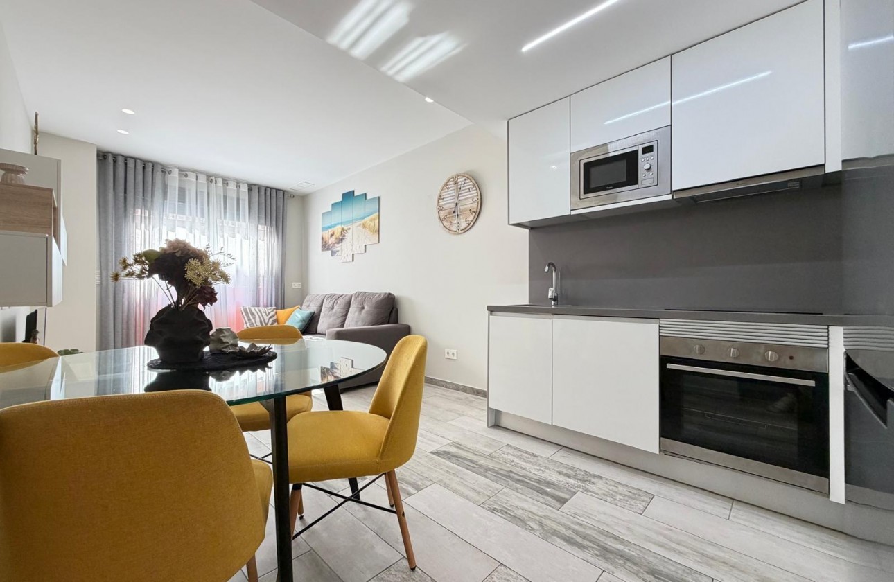 Revente - Appartement - Torrevieja - Playa del Cura