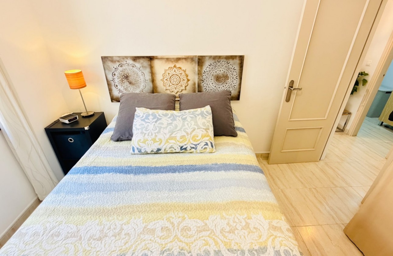 Resale - Villa - Daya Vieja - Costa Blanca