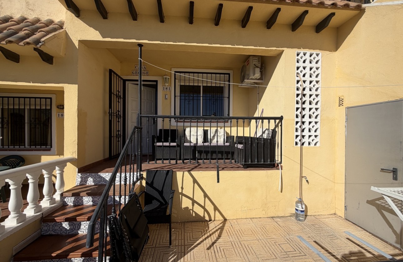 Resale - Apartment / flat - Villamartin