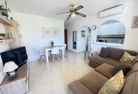 Resale - Apartment / flat - Villamartin