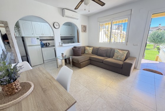 Resale - Apartment / flat - Villamartin