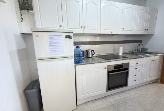 Resale - Apartment / flat - Villamartin