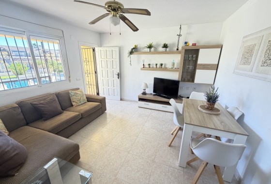 Resale - Apartment / flat - Villamartin