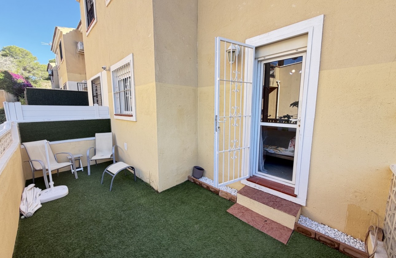 Resale - Apartment / flat - Villamartin