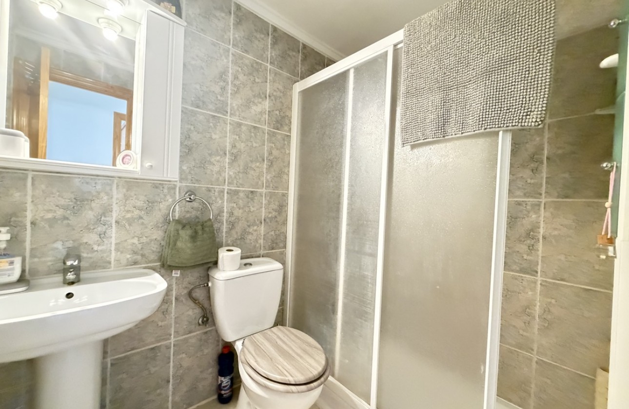 Resale - Apartment / flat - Villamartin