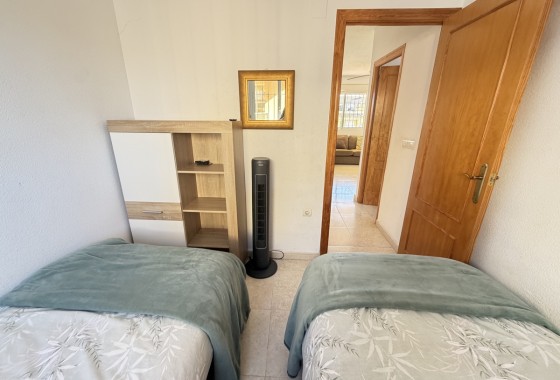 Resale - Apartment / flat - Villamartin