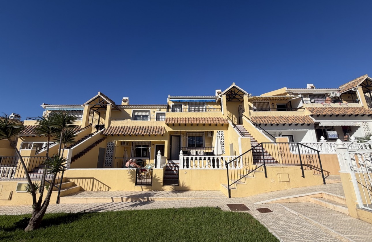 Resale - Apartment / flat - Villamartin