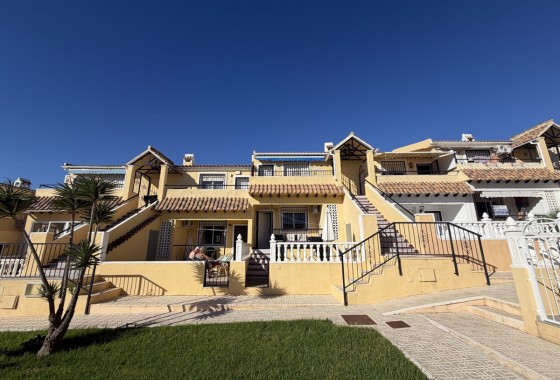 Resale - Apartment / flat - Villamartin