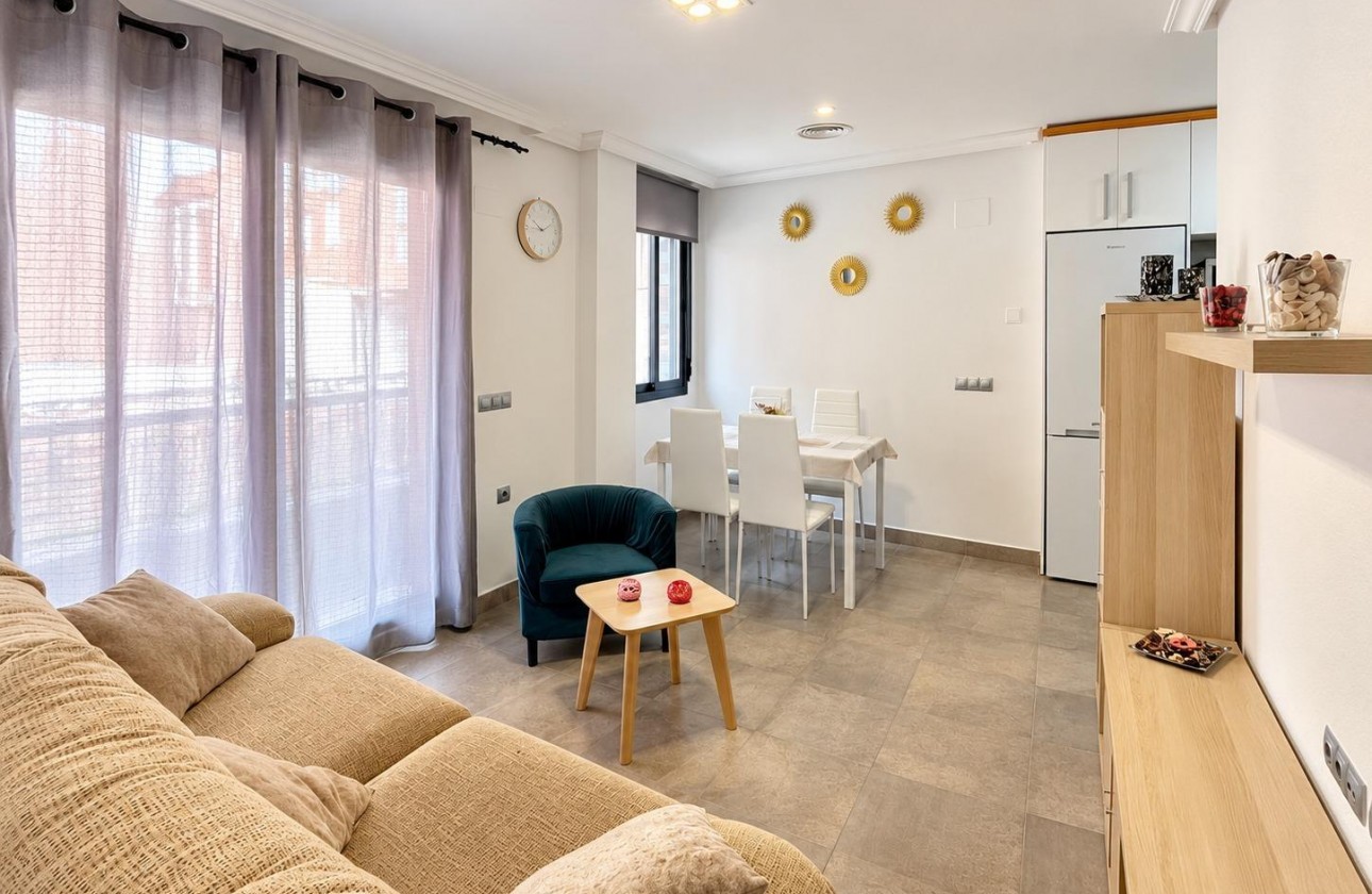 Revente - Appartement - Torrevieja - La Mata pueblo