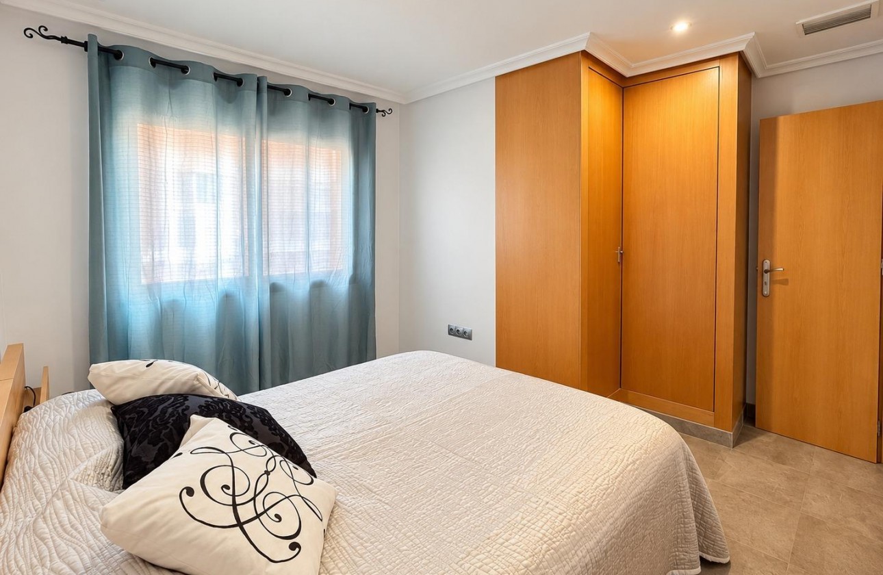 Revente - Appartement - Torrevieja - La Mata pueblo
