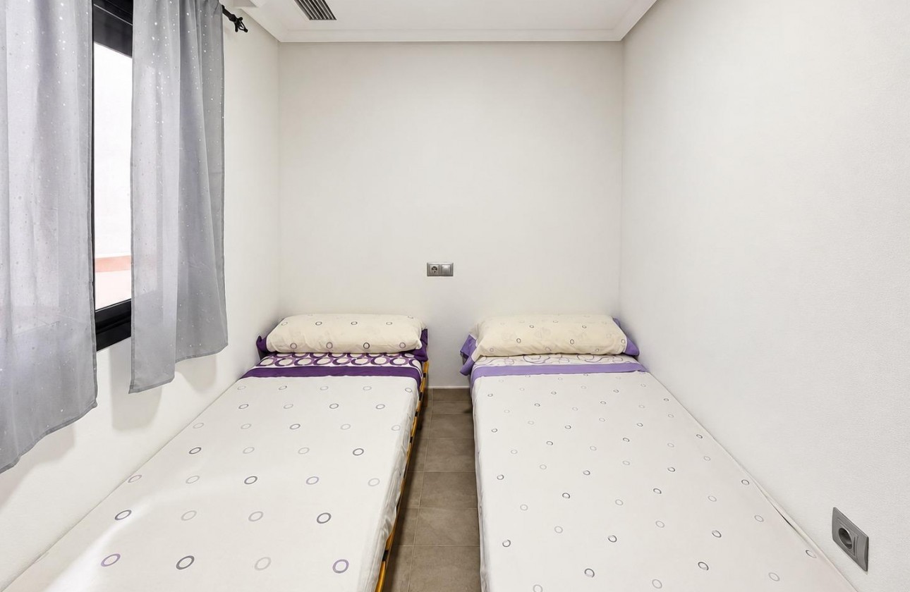 Revente - Appartement - Torrevieja - La Mata pueblo