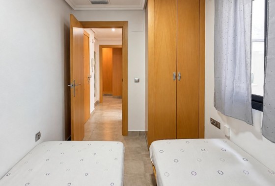 Revente - Appartement - Torrevieja - La Mata pueblo