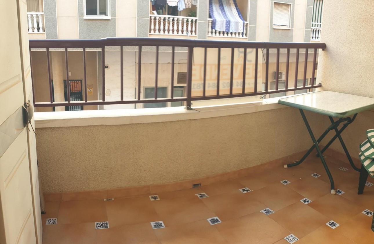 Resale - Apartment / flat - Torrevieja - PARQUE DE LAS NACIONES