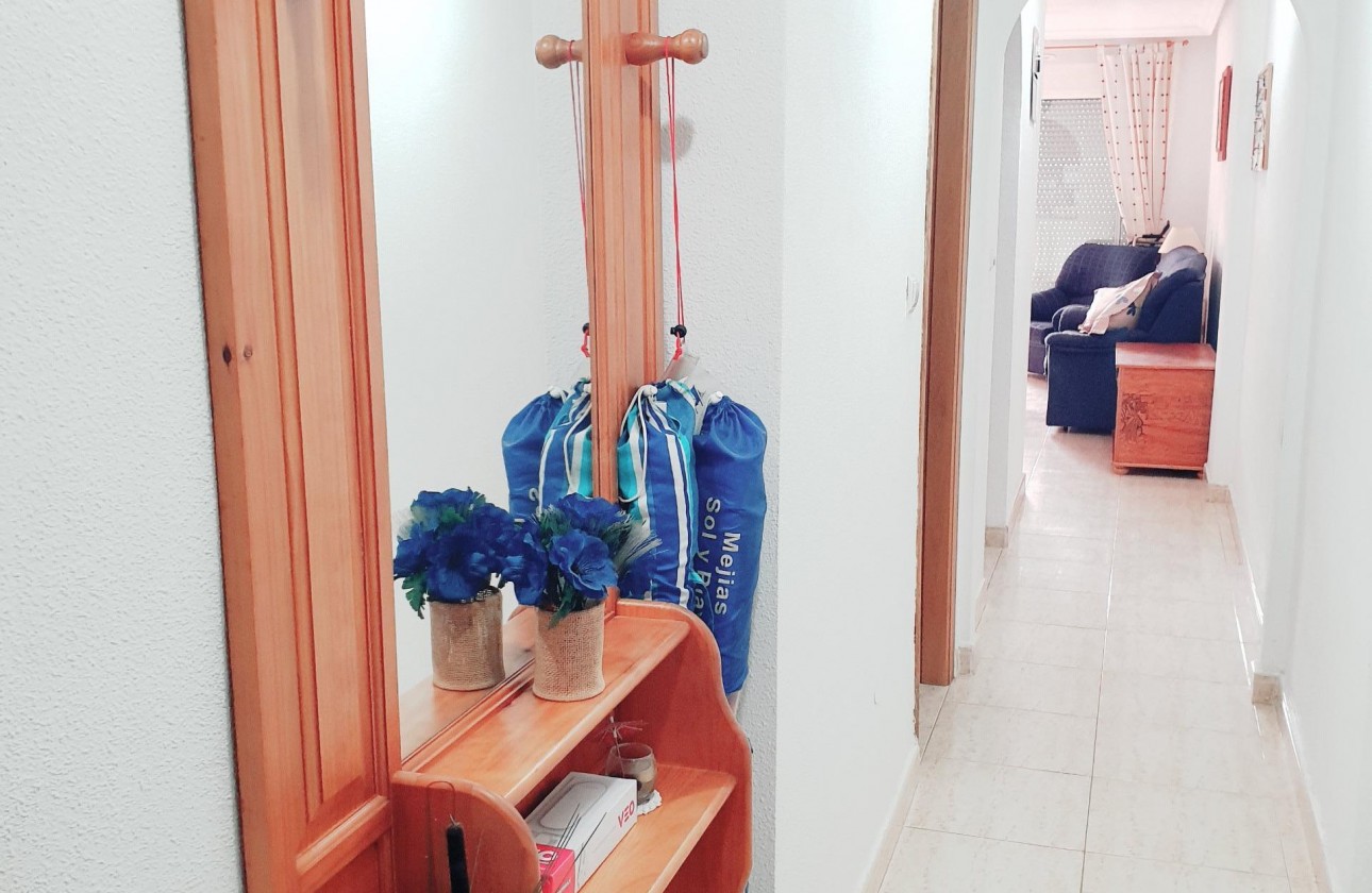 Resale - Apartment / flat - Torrevieja - PARQUE DE LAS NACIONES