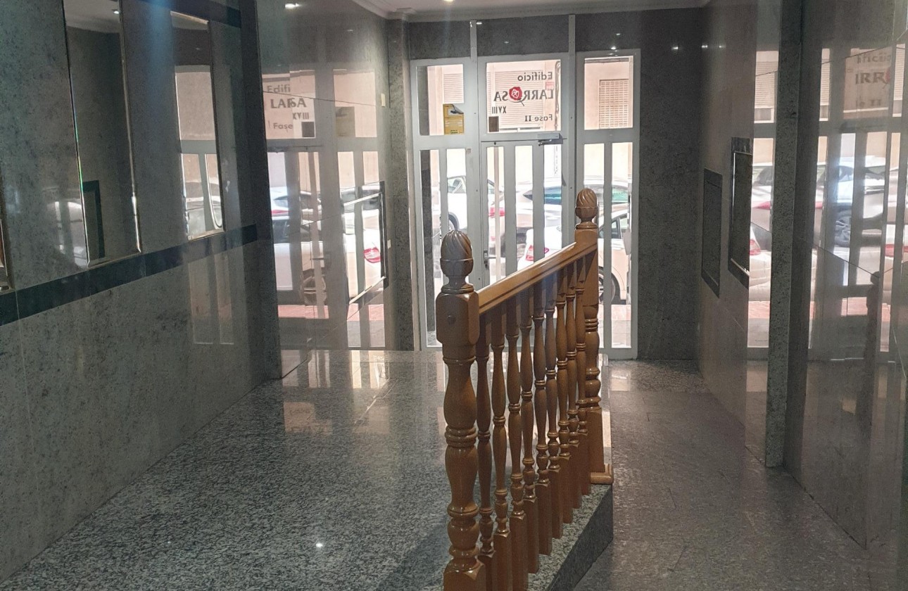 Resale - Apartment / flat - Torrevieja - PARQUE DE LAS NACIONES