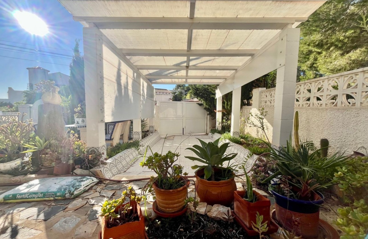 Resale - Villa - San Miguel de Salinas - BLUE LAGOON