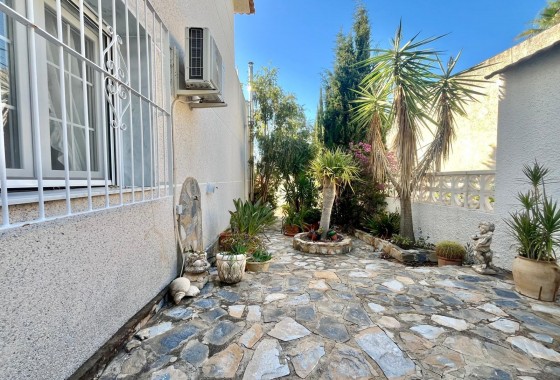 Resale - Villa - San Miguel de Salinas - BLUE LAGOON