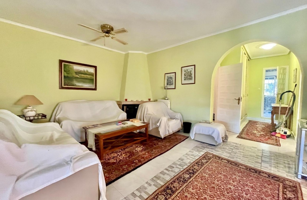 Resale - Villa - San Miguel de Salinas - BLUE LAGOON