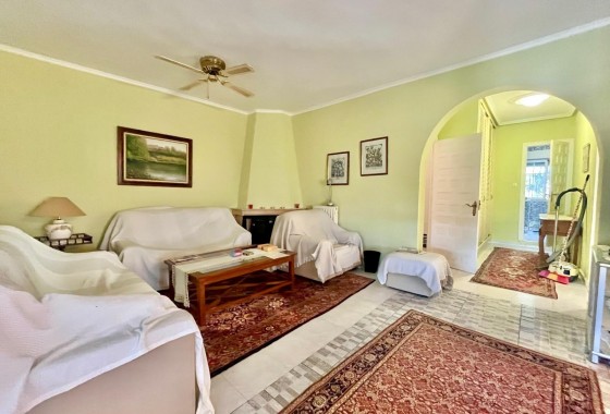 Resale - Villa - San Miguel de Salinas - BLUE LAGOON