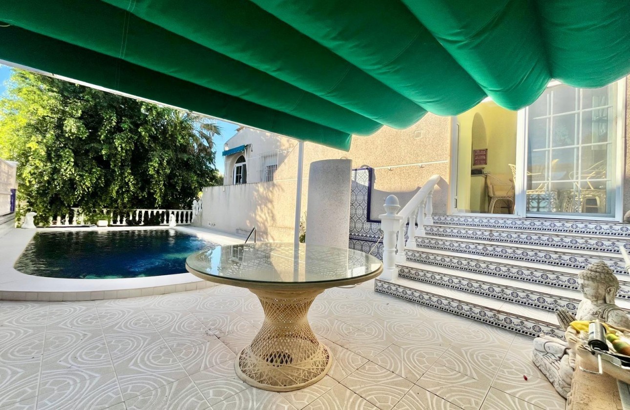 Resale - Villa - San Miguel de Salinas - BLUE LAGOON