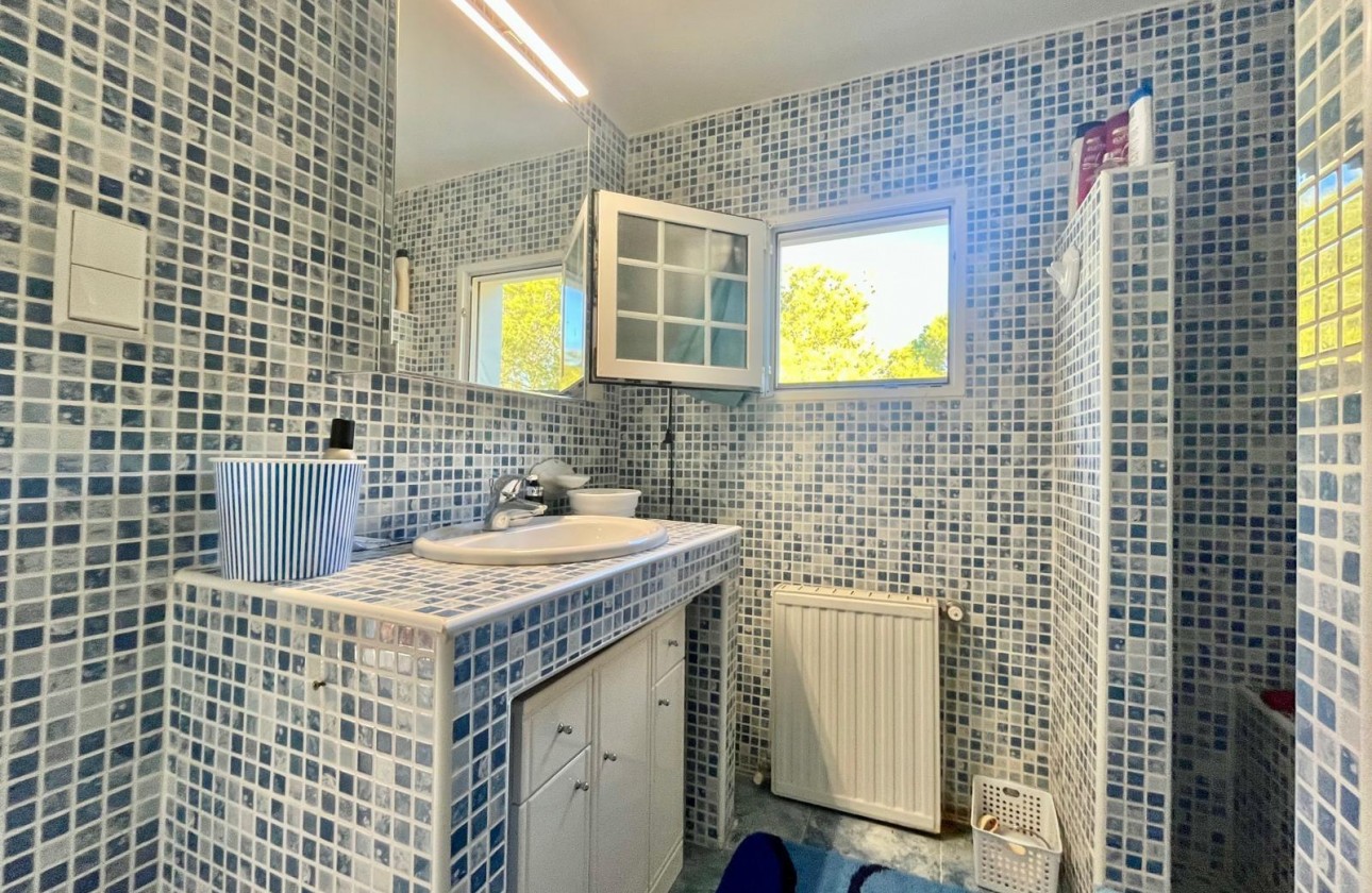 Resale - Villa - San Miguel de Salinas - BLUE LAGOON