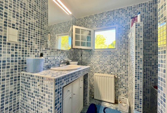 Resale - Villa - San Miguel de Salinas - BLUE LAGOON